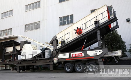 車載流動(dòng)錘式破碎機(jī)多少錢？產(chǎn)量多高？